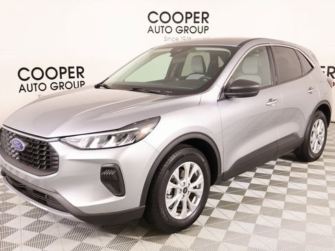 Used 2024 Ford Escape Active image 9