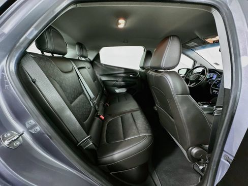 Used 2023 Chevrolet Bolt LT w/ Infotainment Package FWD image 28