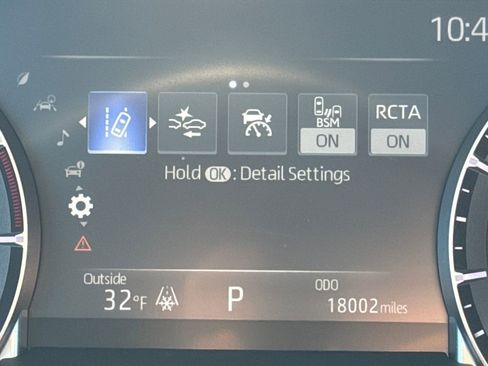 Used 2023 Toyota Highlander XLE image 21