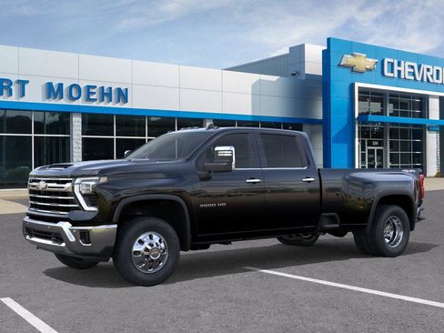 New 2026 Chevrolet Silverado 3500 LTZ w/ LTZ Convenience Package AWD/4WD image 2