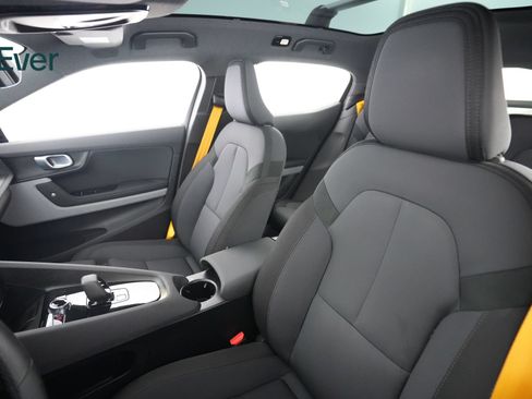 Used 2023 Polestar Polestar 2 w/ Pilot Pack AWD/4WD image 4