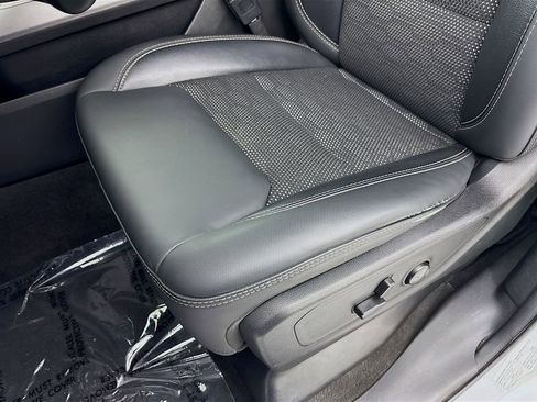 Used 2022 RAM 1500 Sport w/ Rebel Level 2 Equipment Group AWD/4WD image 19