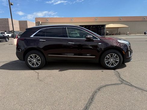 Used 2020 Cadillac XT5 Premium Luxury AWD/4WD image 4