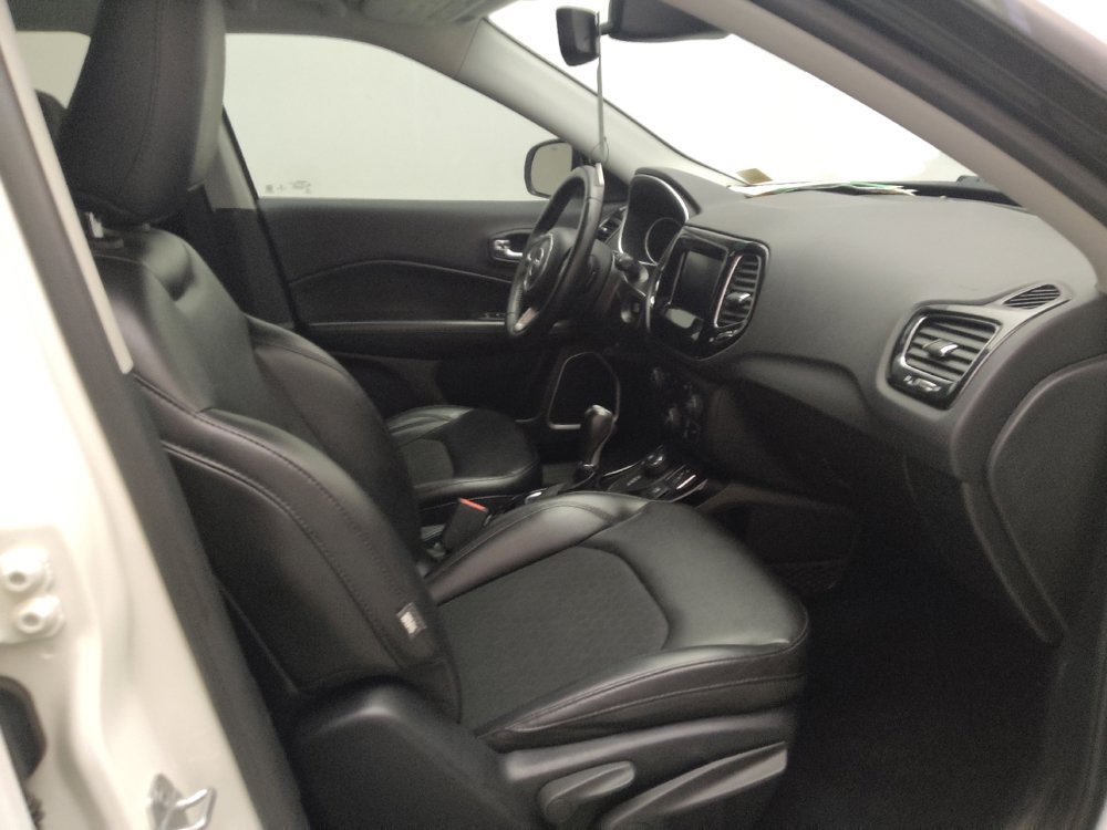 Used 2018 Jeep Compass Latitude w/ Popular Equipment Group AWD/4WD image 21