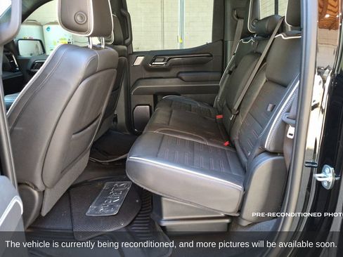 Used 2023 GMC Sierra 1500 AT4X AWD/4WD image 12