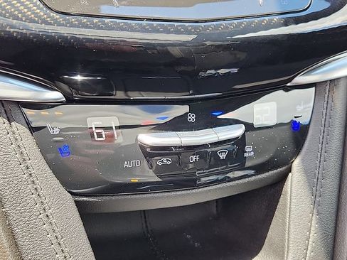 Certified 2024 Cadillac XT6 Sport w/ LPO, Onyx Lite Package AWD/4WD image 16