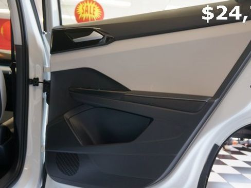 Certified 2025 Volkswagen Taos S image 50