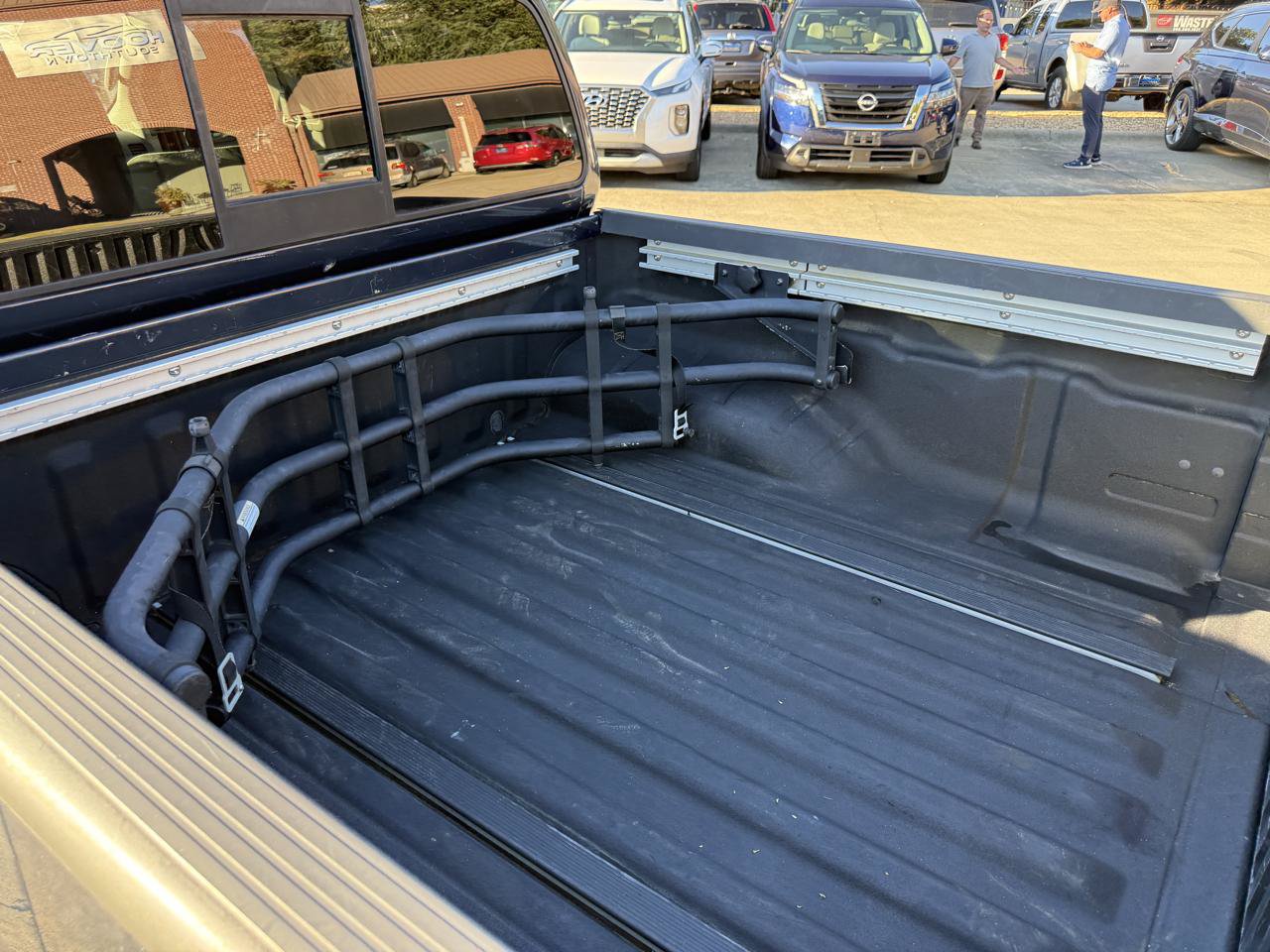 Used 2020 Nissan Frontier SV RWD image 8
