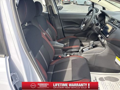 New 2025 Nissan Versa SR w/ Trunk Package image 17