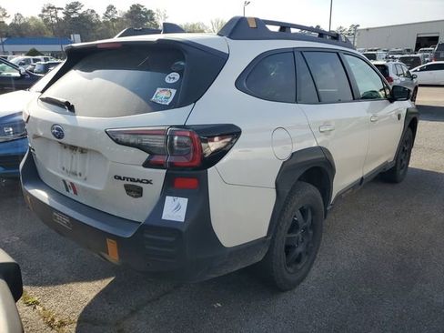 Used 2022 Subaru Outback Wilderness image 9
