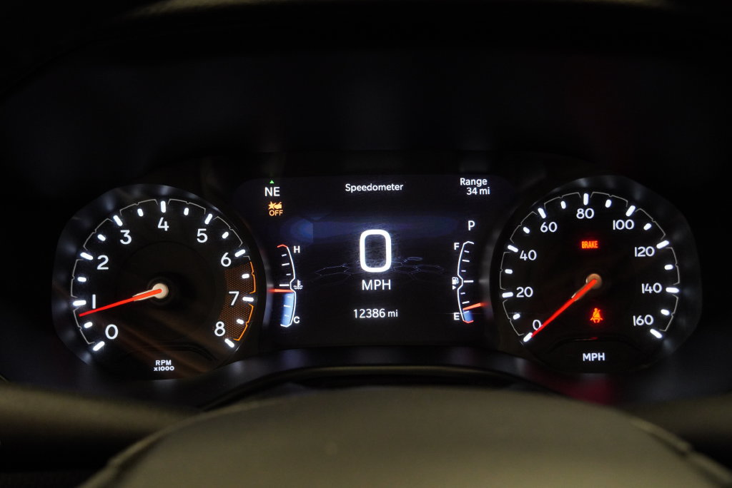 Used 2026 Jeep Compass Latitude AWD/4WD image 23