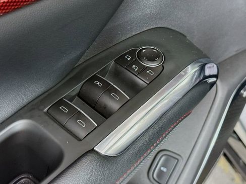 New 2026 Chevrolet Traverse RS image 18