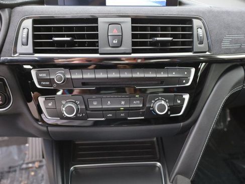 Used 2019 BMW M4 CS w/ Executive Package RWD image 34