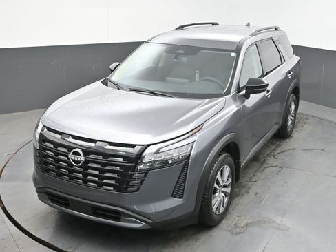 New 2026 Nissan Pathfinder SL FWD image 34