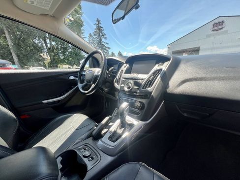 Used 2014 Ford Focus Titanium FWD image 15