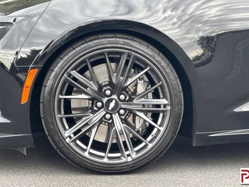 Certified 2018 Chevrolet Camaro ZL1 RWD image 34