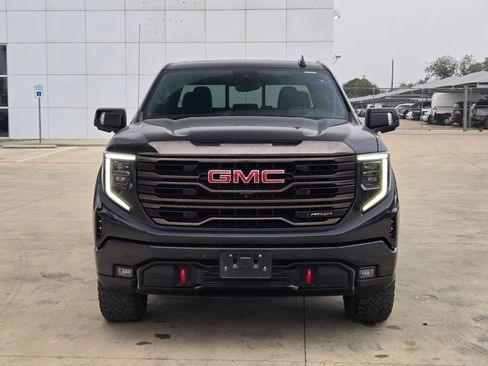 Certified 2023 GMC Sierra 1500 AT4X image 8