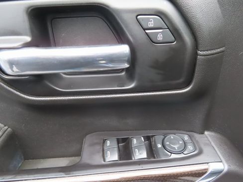 Used 2020 Chevrolet Silverado 1500 LT w/ All-Star Edition image 11