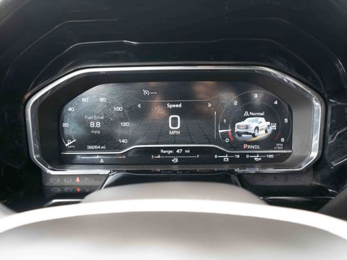 Used 2025 GMC Sierra 1500 SLT AWD/4WD image 16