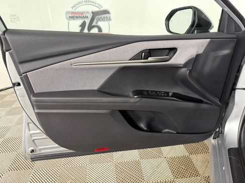 Used 2026 Toyota Camry LE FWD image 10