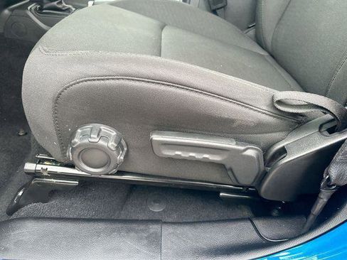 Certified 2022 Jeep Wrangler Unlimited Sahara w/ Cold Weather Group image 14