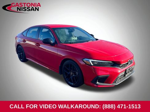 Used 2023 Honda Civic Sport image 1