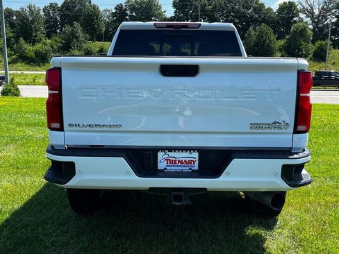Used 2024 Chevrolet Silverado 2500 High Country w/ Technology Package image 4