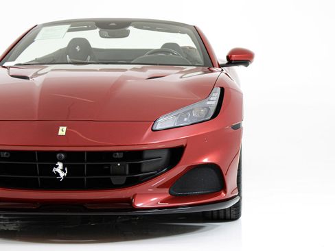 Certified 2023 Ferrari Portofino M RWD image 17