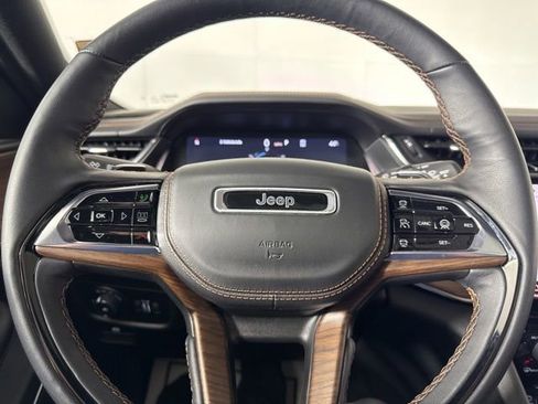 Used 2024 Jeep Grand Cherokee L Summit AWD/4WD image 20
