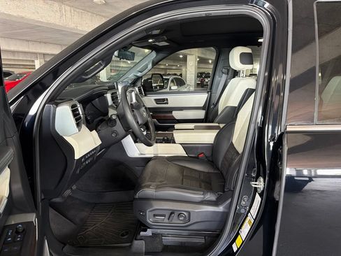 Used 2024 Toyota Sequoia Capstone AWD/4WD image 3