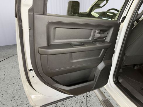 New 2026 RAM 3500 Tradesman AWD/4WD image 25