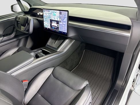 Used 2022 Tesla Model X Plaid AWD/4WD image 17