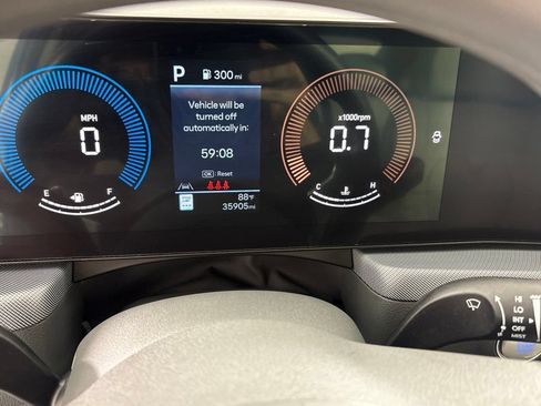 Used 2025 Hyundai Sonata SEL FWD image 33