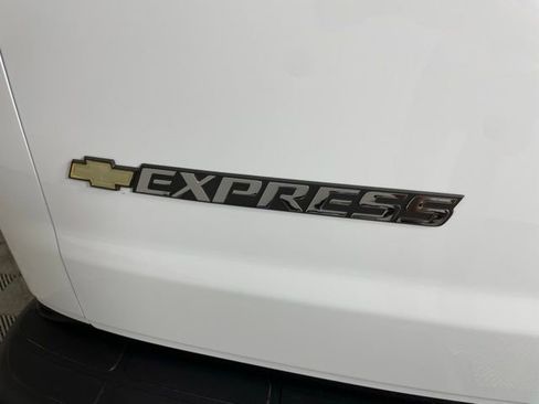 New 2025 Chevrolet Express 2500 Work Van w/ Driver Convenience Package image 29