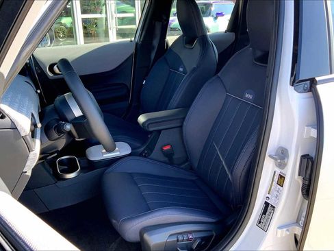 New 2026 MINI Cooper S image 9