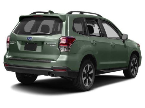 Used 2018 Subaru Forester 2.5i Limited AWD/4WD image 2
