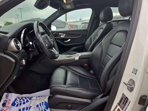 Used 2020 Mercedes-Benz GLC 300 GLC 300 image 4