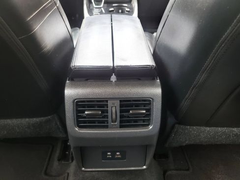 Used 2023 Nissan Rogue SV w/ SV Premium B Package FWD image 32