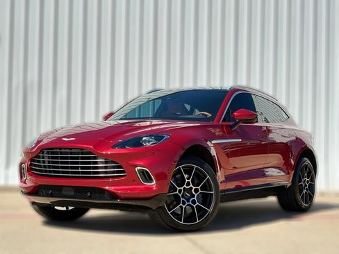Used 2021 Aston Martin DBX AWD/4WD image 1