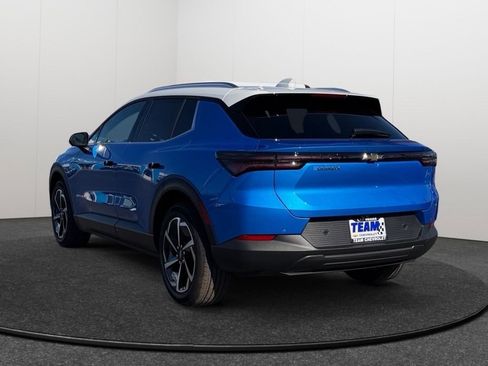 New 2026 Chevrolet Equinox EV LT image 4