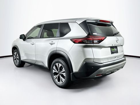 Used 2023 Nissan Rogue SV FWD image 5