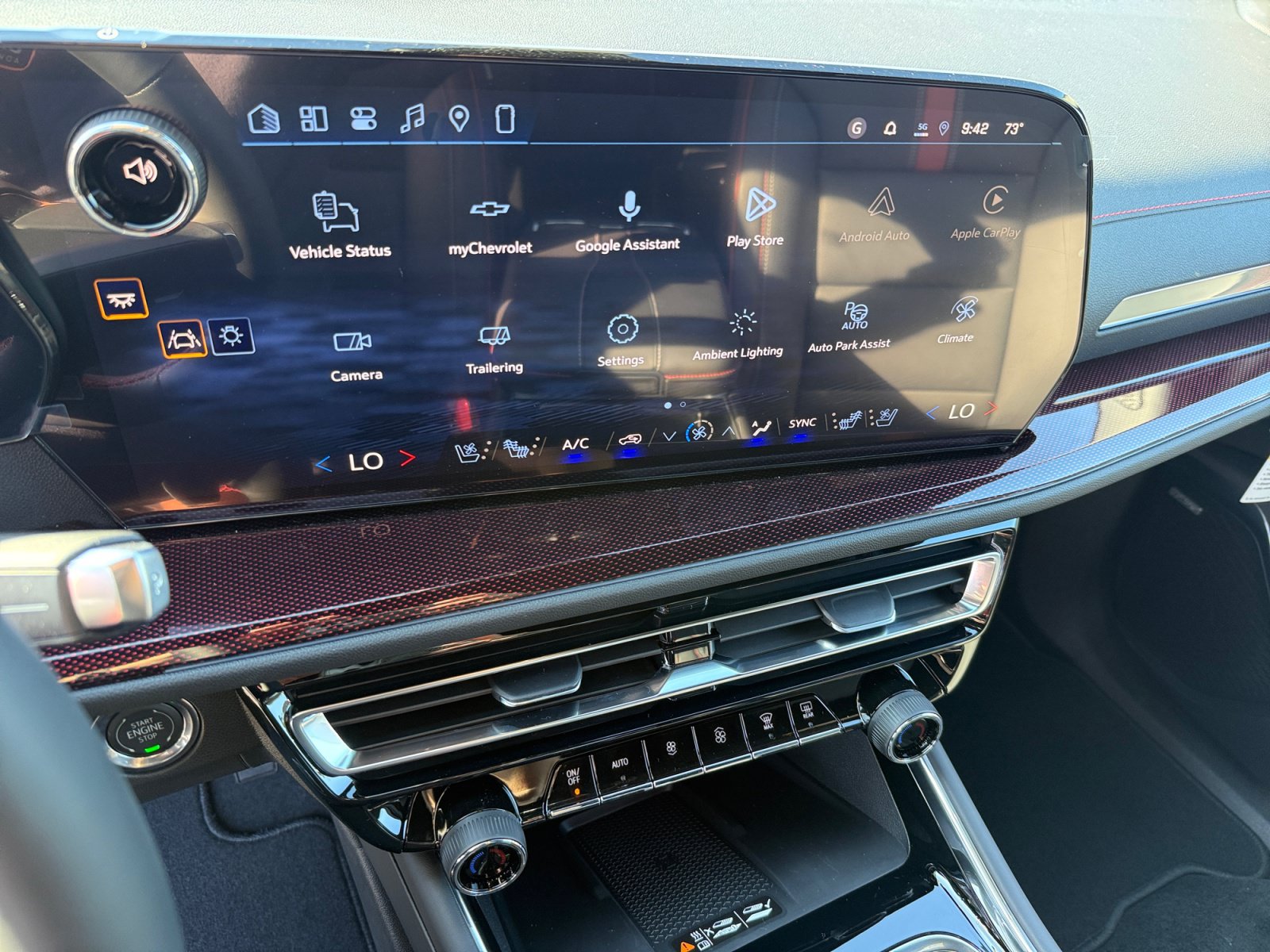 New 2027 Chevrolet Traverse RS AWD/4WD image 12