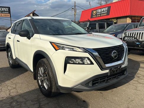 Used 2021 Nissan Rogue S AWD/4WD image 3