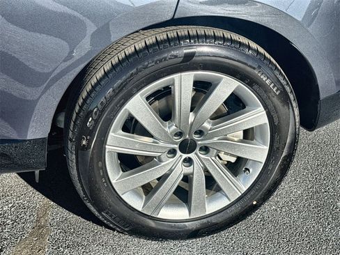 New 2026 Land Rover Range Rover SE image 11