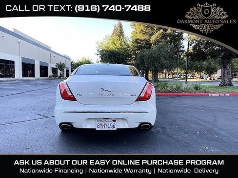 Used 2013 Jaguar XJ RWD image 7