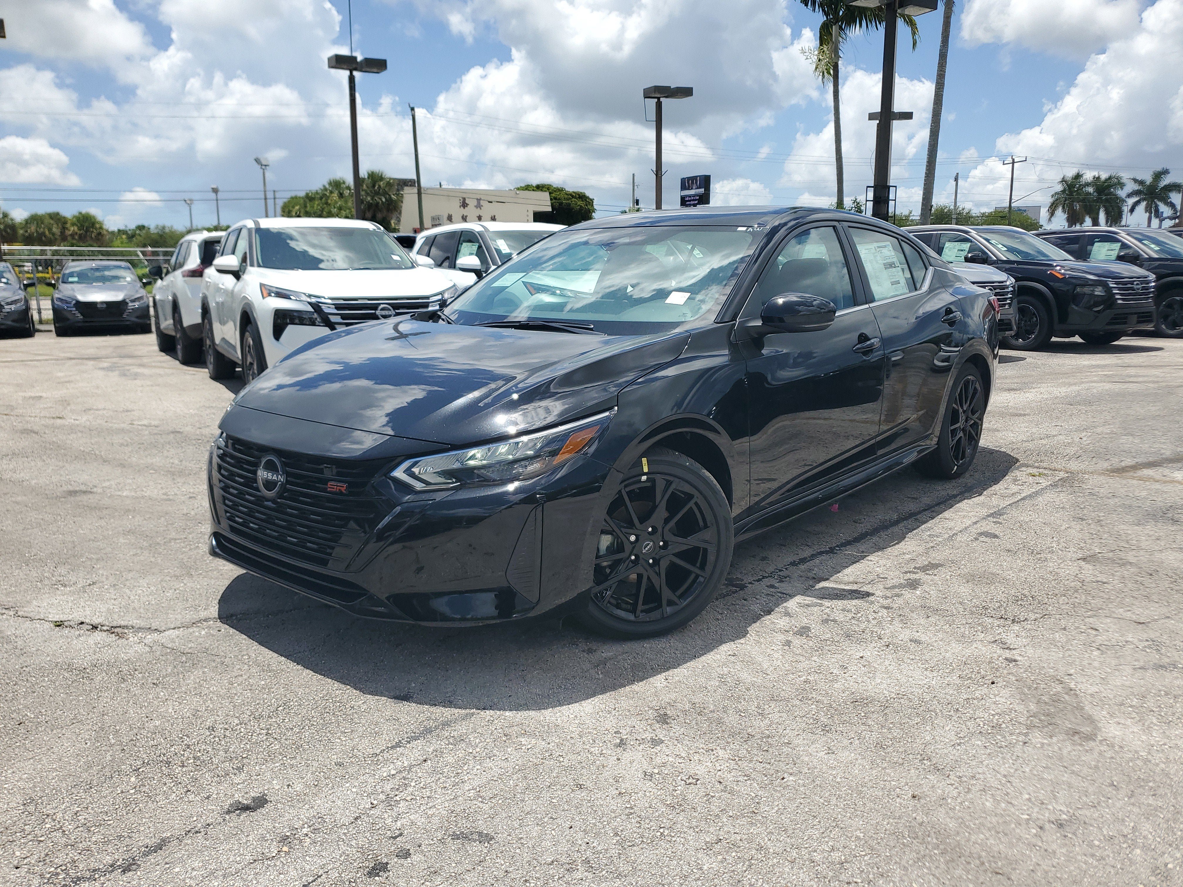New 2025 Nissan Sentra SR w/ Midnight Edition FWD image 26