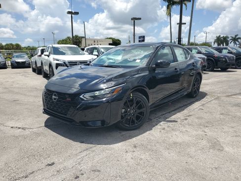 New 2025 Nissan Sentra SR w/ Midnight Edition image 26