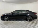 Used 2018 Toyota Camry SE image 3