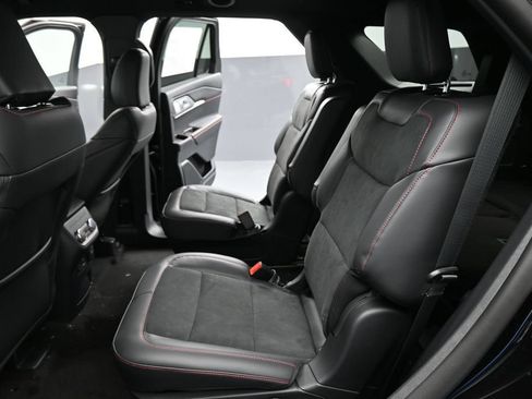 New 2026 Ford Explorer ST AWD/4WD image 19