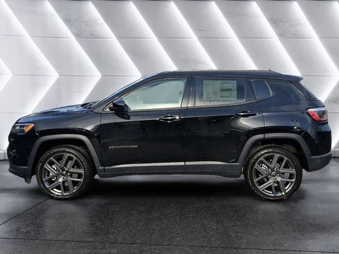 New 2026 Jeep Compass Limited image 3